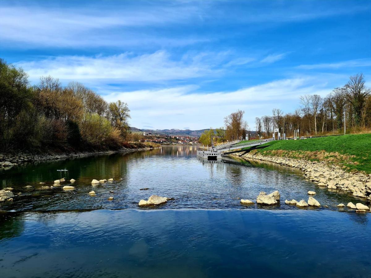 Schon Wohnen Beim Stift Melk Apartamento Exterior foto
