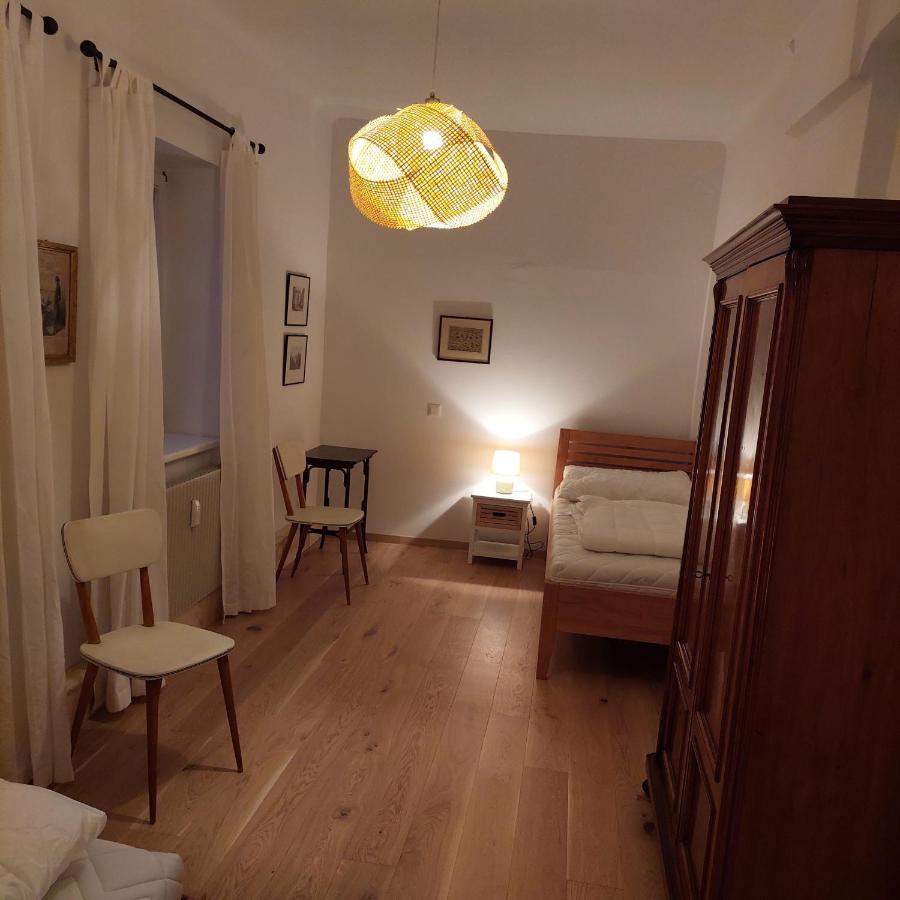 Schon Wohnen Beim Stift Melk Apartamento Exterior foto