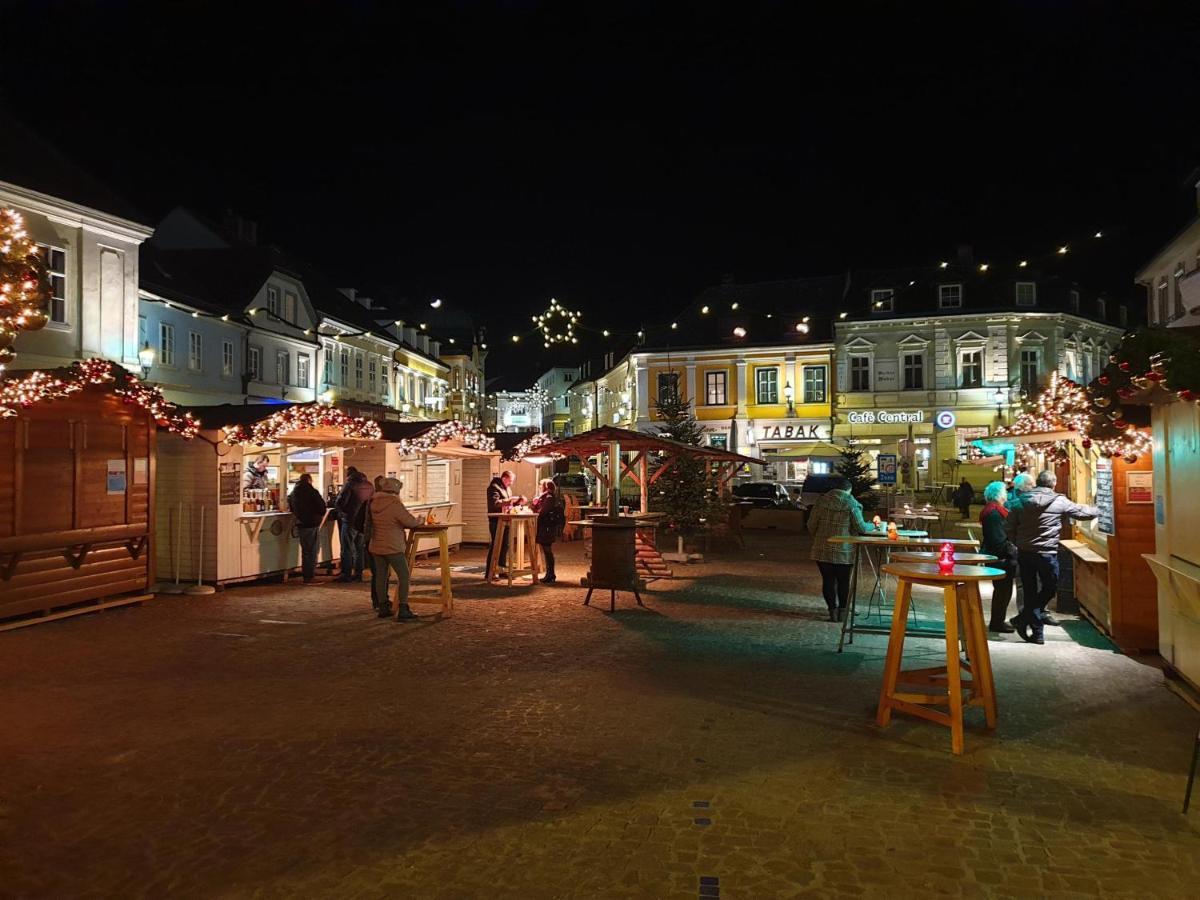 Schon Wohnen Beim Stift Melk Apartamento Exterior foto